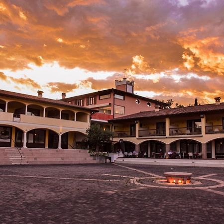 Ahg Donna Silvia Wellness Hotel Manerba del Garda Eksteriør bilde