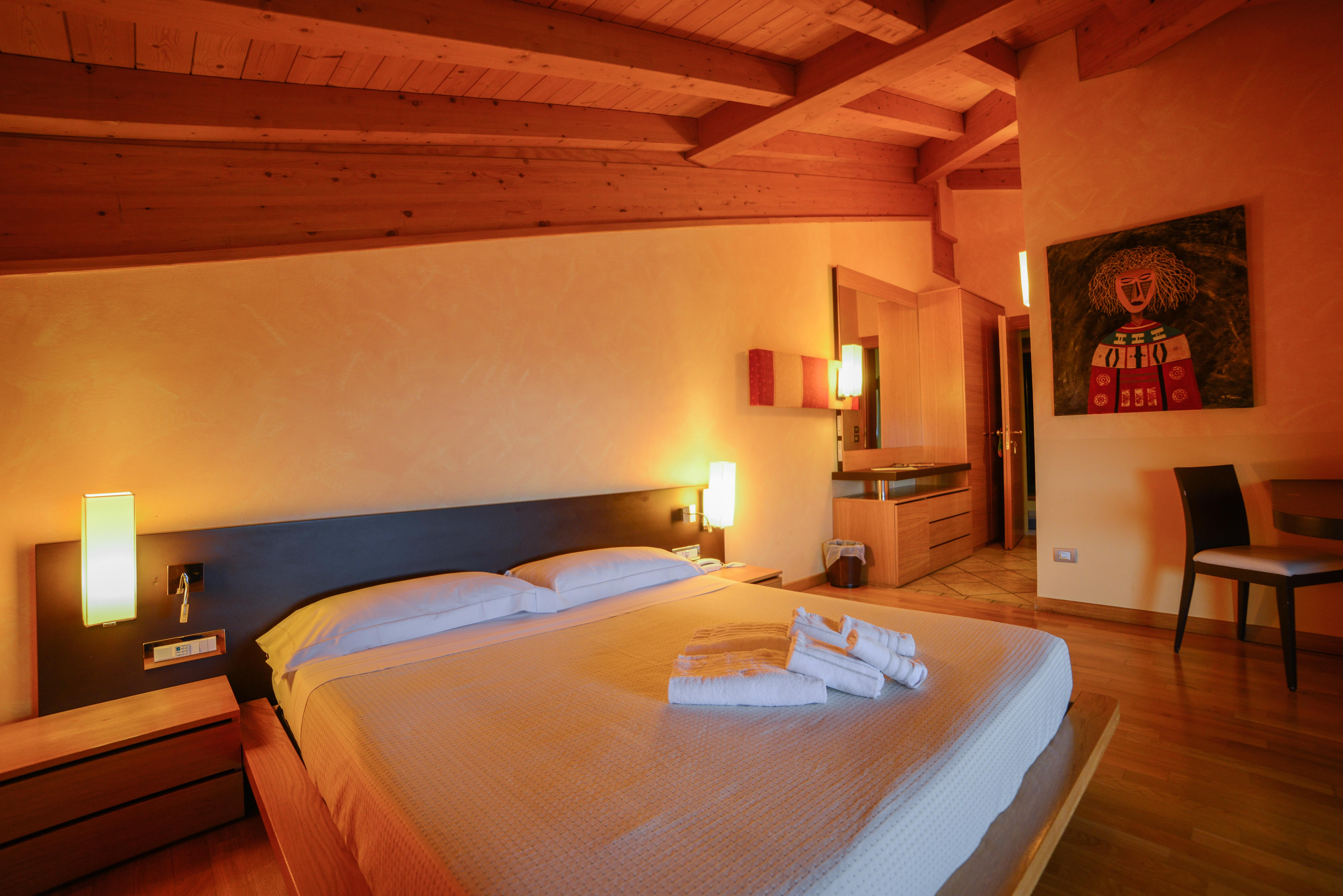 Ahg Donna Silvia Wellness Hotel Manerba del Garda Eksteriør bilde